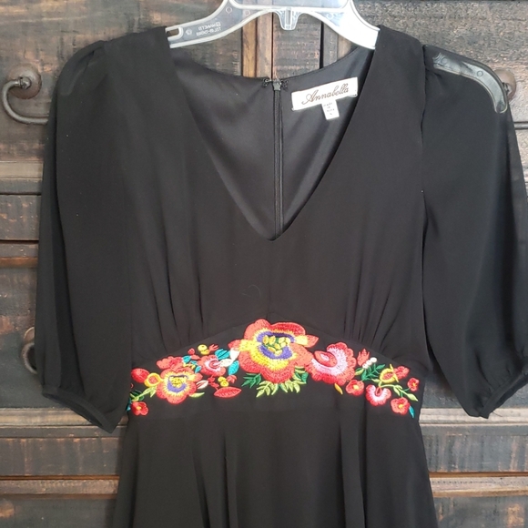 Annabella Dresses & Skirts - Annabella Embroidered Black Dress